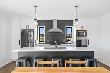 Photo of property in 2 Nihotetea Lane, Maunu, Whangarei, 0110