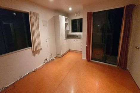 Photo of property in 74 Tarrant Road, Helensville, 0875