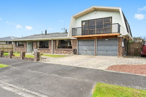 Photo of property in 14 Colstone Street, Glenview, Hamilton, 3206