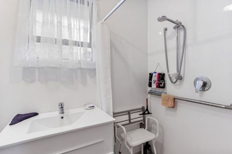Photo of property in 4 Amberley Beach Road, Amberley, 7410