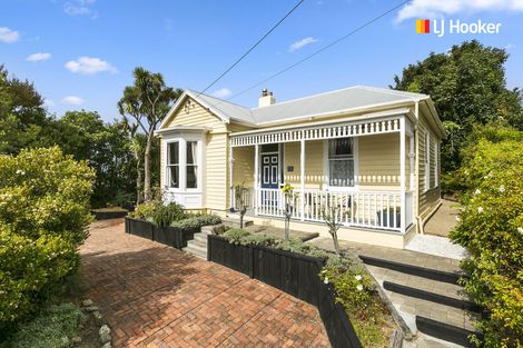 Photo of property in 10 Glen Road, Mornington, Dunedin, 9011