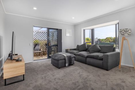 Photo of property in 21a Dennis Taylor Court, Paraparaumu, 5032