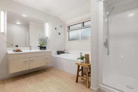 Photo of property in 5 Camberley Way, Huntington, Hamilton, 3210