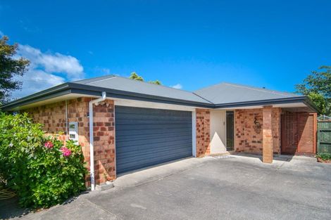 Photo of property in 42 Peel Street, Westport, 7825