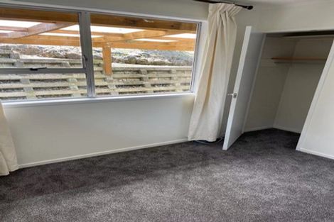 Photo of property in 31 Sequoia Place, Sunnynook, Auckland, 0620