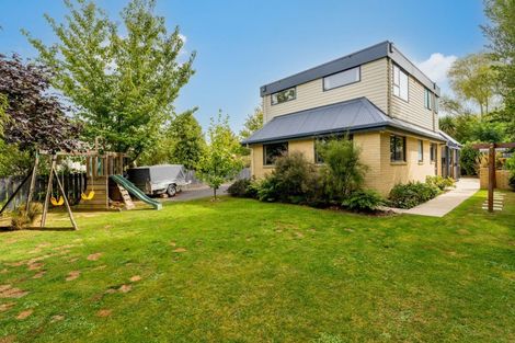 Photo of property in 102 Hagart-alexander Drive, Mosgiel, 9024