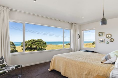 Photo of property in 41 Moana Road, Okitu, Gisborne, 4010