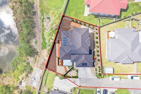 Photo of property in 121 Keri Vista Rise, Papakura, 2110