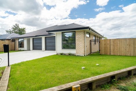 Photo of property in 100 Hagart-alexander Drive, Mosgiel, 9024