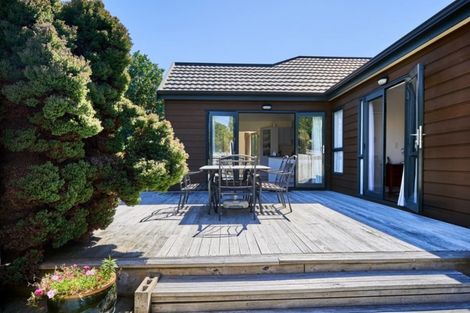 Photo of property in 46c Navigation Drive, Whitby, Porirua, 5024