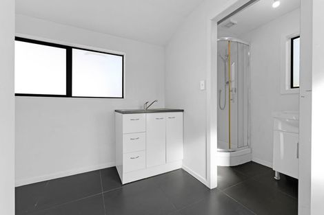 Photo of property in 11b Inver Street, Glen Eden, Auckland, 0602