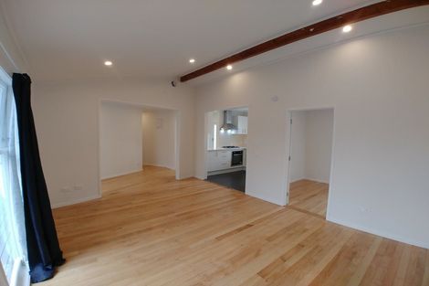 Photo of property in 89 Lauderdale Road, Birkdale, Auckland, 0626