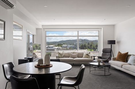 Photo of property in Marina View Apartments, 303/4 Reads Quay, Gisborne, 4010