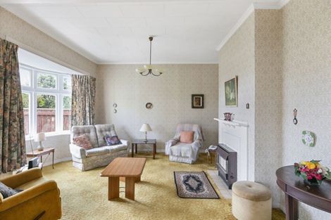 Photo of property in 178 Onepu Road, Lyall Bay, Wellington, 6022