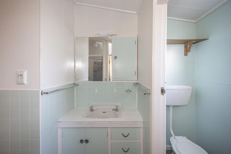 Photo of property in 5 Stuart Street, Holmes Hill, Oamaru, 9401
