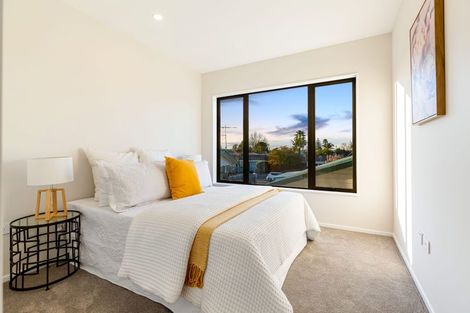 Photo of property in 649d Te Atatu Road, Te Atatu Peninsula, Auckland, 0610