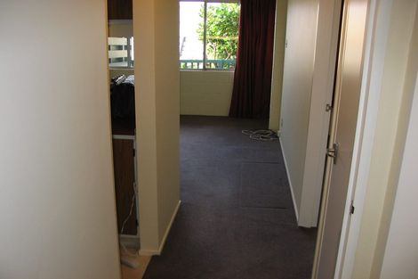 Photo of property in 219f2 Grant Road, Thorndon, Wellington, 6011