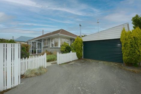 Photo of property in 3 Corson Avenue, Beckenham, Christchurch, 8023