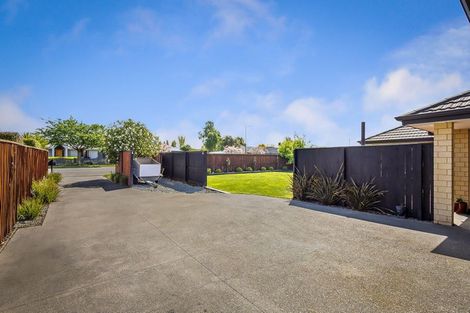 Photo of property in 111 Lowes Road, Rolleston, 7614