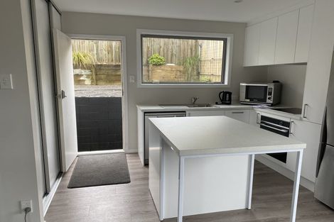 Photo of property in 137b Newlands Road, Newlands, Wellington, 6037