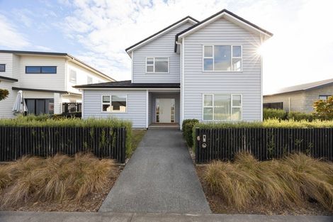 Photo of property in 8 Lavinias Way, Chartwell, Hamilton, 3210