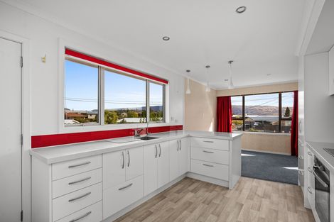 Photo of property in 17 Fox Street, Alexandra, 9320