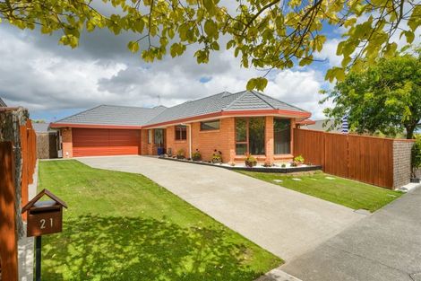 Photo of property in 21 Parnell Heights Drive, Kelvin Grove, Palmerston North, 4414