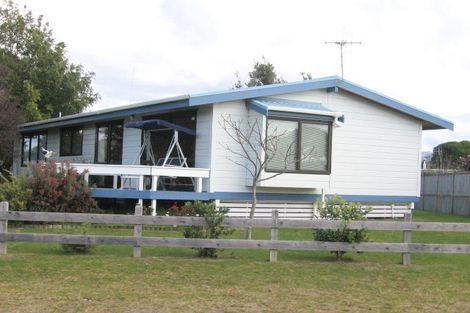 Photo of property in 112 Vista Paku, Pauanui, Hikuai, 3579