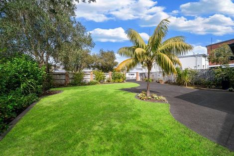 Photo of property in 10 Toroa Street, Torbay, Auckland, 0630