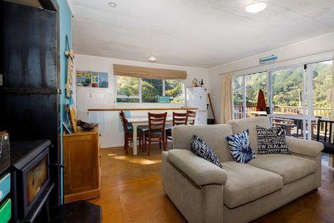 Photo of property in 2 Hakahaka Road, Port Underwood, Picton, 7281