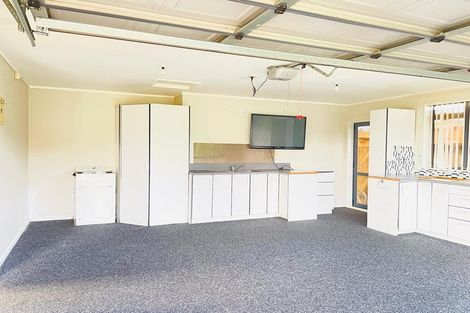 Photo of property in 11 Marblewood Grove, Pukekohe, 2120