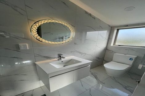 Photo of property in 10a Marie Crescent, Te Atatu South, Auckland, 0610