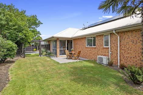 Photo of property in 6 Mull Place, Broomfield, Christchurch, 8042