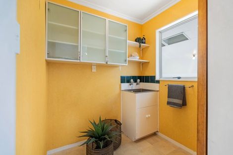 Photo of property in 21 Paradise Place, Milson, Palmerston North, 4414