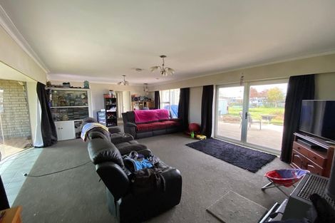 Photo of property in 24 High Street South, Eltham, 4322