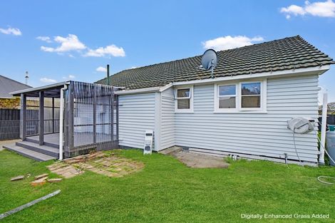 Photo of property in 16 Boyne Avenue, Northcote, Christchurch, 8052