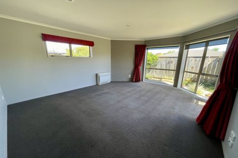 Photo of property in 15 Holcroft Place, Stoke, Nelson, 7011