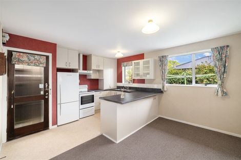 Photo of property in 35 Oldwood Street, Bishopdale, Christchurch, 8053