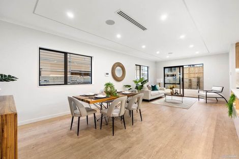Photo of property in 22 Ballyliffin Drive, Flat Bush, Auckland, 2019