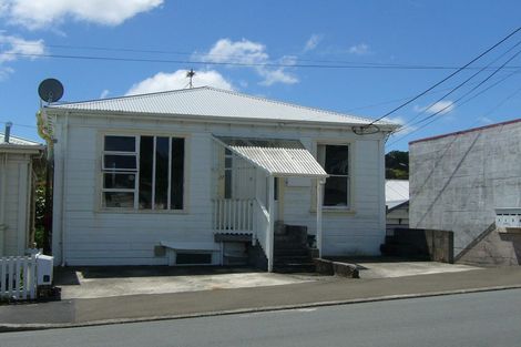 Photo of property in 77 Wilson Street, Newtown, Wellington, 6021