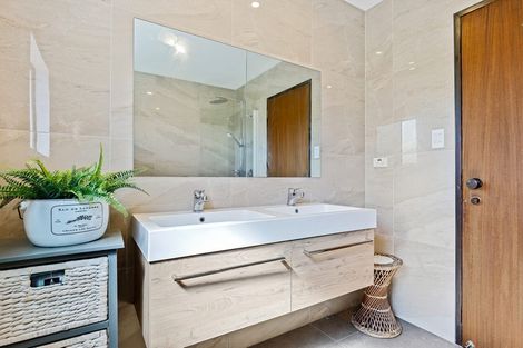 Photo of property in 2/45 Lochee Road, Upper Riccarton, Christchurch, 8041