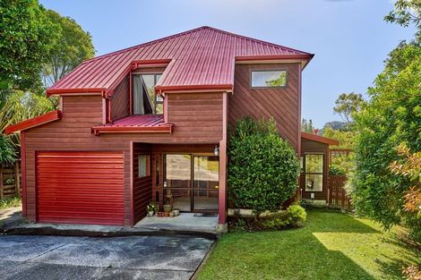 Photo of property in 3 Picketboat Lane, Whitby, Porirua, 5024