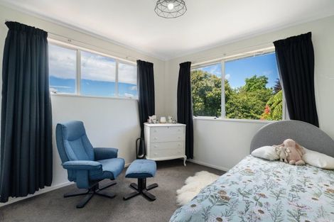 Photo of property in 15 Milsom Place, Te Puke, 3119