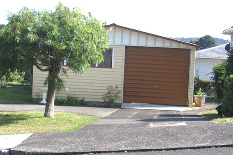 Photo of property in 5 Catrina Avenue, Birkenhead, Auckland, 0626