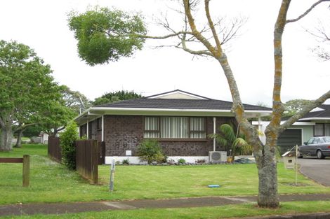 Photo of property in 3 Lionel Sharp Place, Pukekohe, 2120