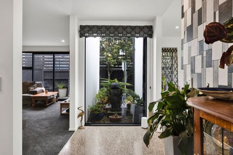 Photo of property in 23 Links Drive, Waiwhakaiho, New Plymouth, 4312