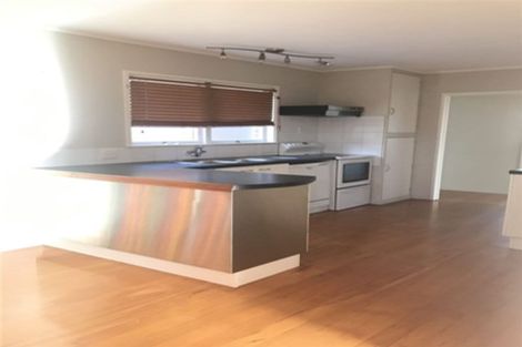 Photo of property in 450 Don Buck Road, Massey, Auckland, 0614