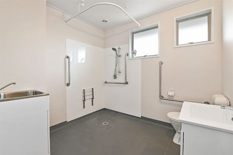 Photo of property in 2/533 Hereford Street, Linwood, Christchurch, 8011