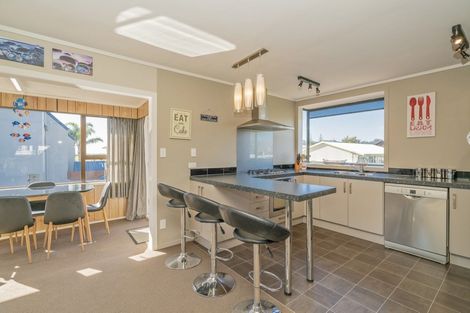 Photo of property in 5 Jackman Avenue, Whitianga, 3510