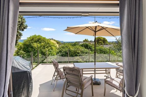 Photo of property in 24 Kereru Street, Waikanae, 5036